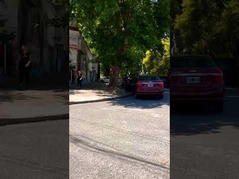 Hoy fue una tarde muy intensa por las calles de #laplata #walking #shorts #buenosaires #walkingtour