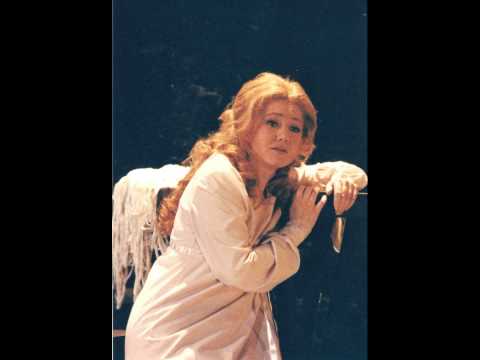 Natálie Achaladze - Romanová as "Desdemona" in "Otello" (Giuseppe Verdi), Act IV