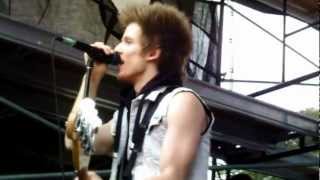 Abandon All Ships - Good Old Friend (Live at Scenefest 2012) HD