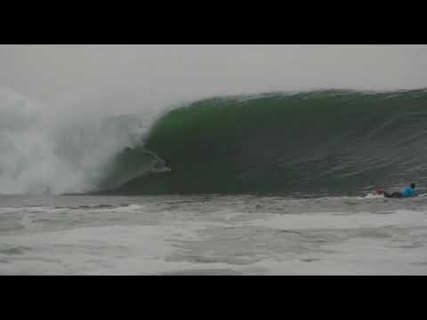 JAMES GARVEY SURFS MULLAGHMORE