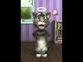 Кот Том поёт песню Нюши:Пёрышко 