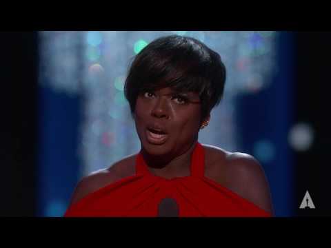 Viola Davis wins Best Supporting Actress