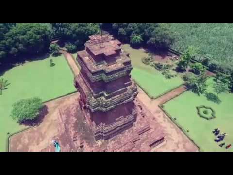 Language Tutor & PSA Unipdu in Candi Brahu
