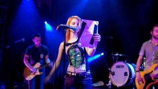 Paramore - Long Distance Call Cover + Birthday wishes Islington Academy HQ 07.09.09 Phoenix