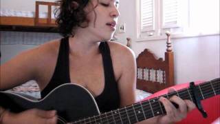 Daniedja Soares cantando I&#39;m still remembering - The Cranberries