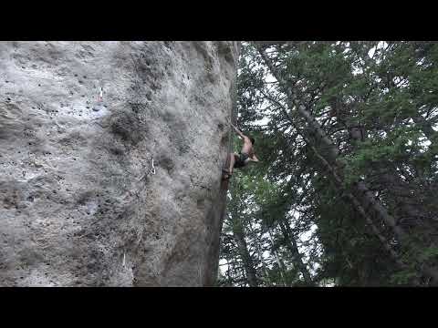 Throwin' the Houlihan 14a, Lander Climbing