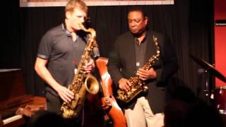 Battle in the Bronx - Feat. Eric Alexander and Vincent Herring