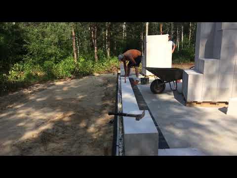 Początek budowy domu ,,Dom w Akebiach 2’’