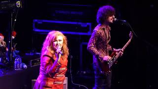 CAROL DECKER - CHINA IN YOUR HAND (LIVE IN MANCHESTER 22/12/17)