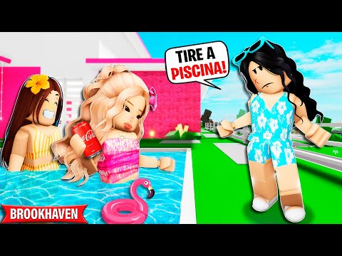 A VIZINHA ESTÁ COM INVEJA DA MINHA PISCINA | Historinhas Brookhaven Rp Bibi e Lud
