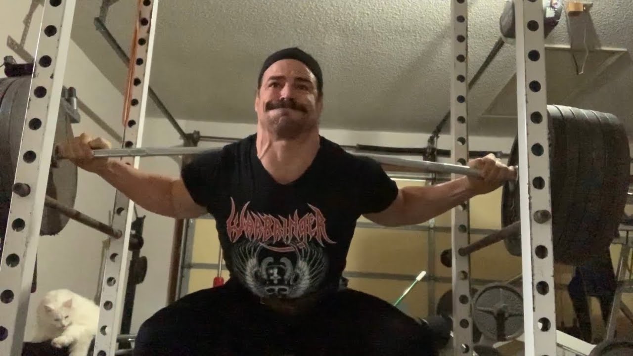 GRINDER 600 lb squat