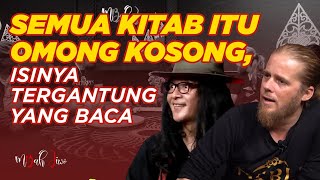 Download lagu Semua Kitab Itu Omong Kosong, Isinya Tergantung Yang Baca Ft. @debuonline | Mbah Jiwo mp3 Download lagu Semua Kitab Itu Omong Kosong, Isinya Tergantung Yang Baca Ft. @debuonline | Mbah Jiwo mp3