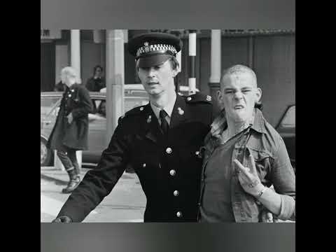 Condemned 84 - skinheads