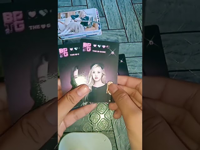 Vídeo relacionado con 4-Pack BP Photocards, Juego de 220 tarjetas Kpop BP Photocard, Grandes Regalos y Colecciones para Los Fanáticos de BP