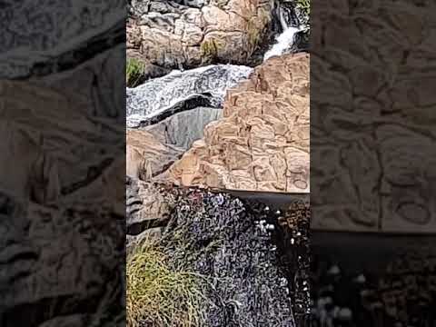 cachoeira três coração  (Teresina de Goiás)