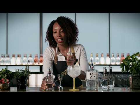 Schweppes Signature Roku G&T