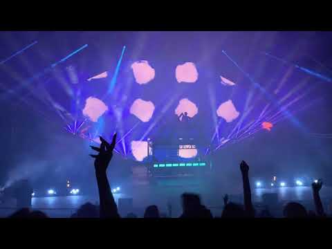 Louis The Child - Cry (clip) @ Red Rocks, 10/13/22