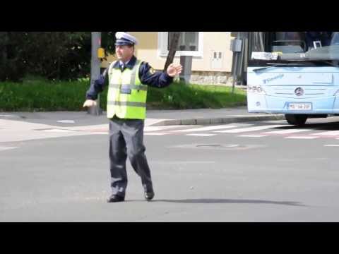 Tekmovanje policistov v usmerjanju prometa