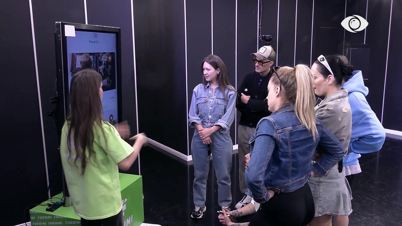 Banorët shqyrtojnë larmishmërinë në menunë e Foodini, çfarë do të porosisin ata?