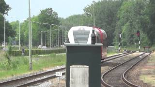 preview picture of video 'Arriva stoptrein komt Delfzijl binnen'