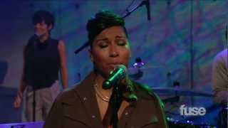 Melanie Fiona &quot;It Kills Me&quot; (Live @ Fuse Studios)