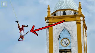 Hanging and Spinning 40 Meters High - Danza De Los Voladores | Human Documentary