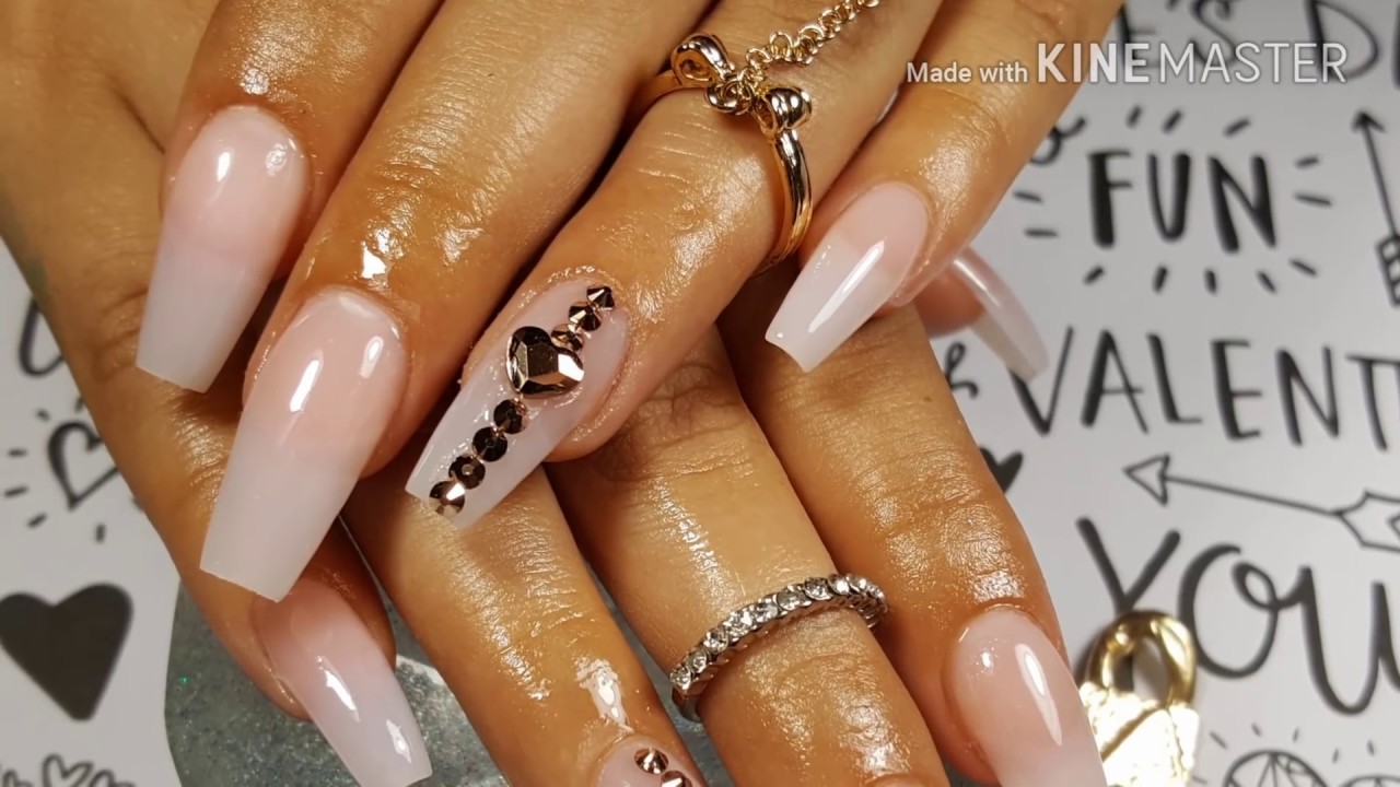 Watch Uñas acrílicas Rosa transparente Now Uñas acrílicas Rosa transparente