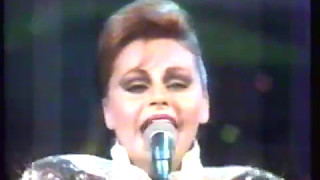 Rocio Durcal   Quédate    A que me Quedo Contigo   La Gata   Ya te Olvide