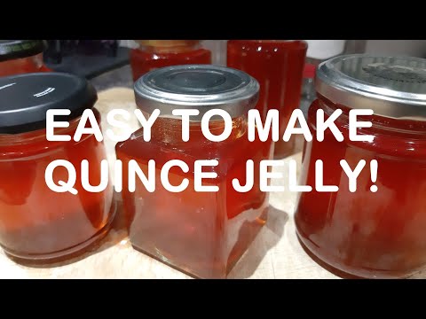 Easy Quince Jelly Recipe - homemade, tasty and ideal with cheese!!