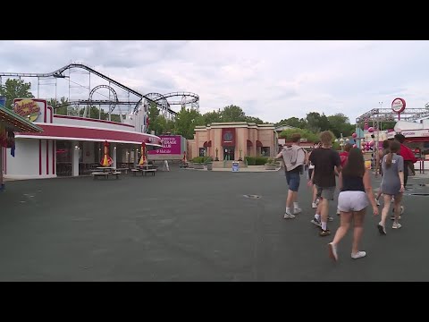 Six Flags Hourly Pay