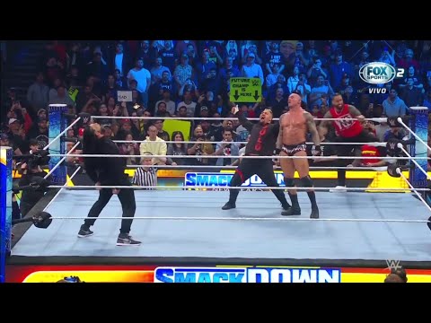 Roman Reigns & The Bloodline atacan a AJ Styles, Randy Orton & Knight - Smackdown 05/01/2024 Español