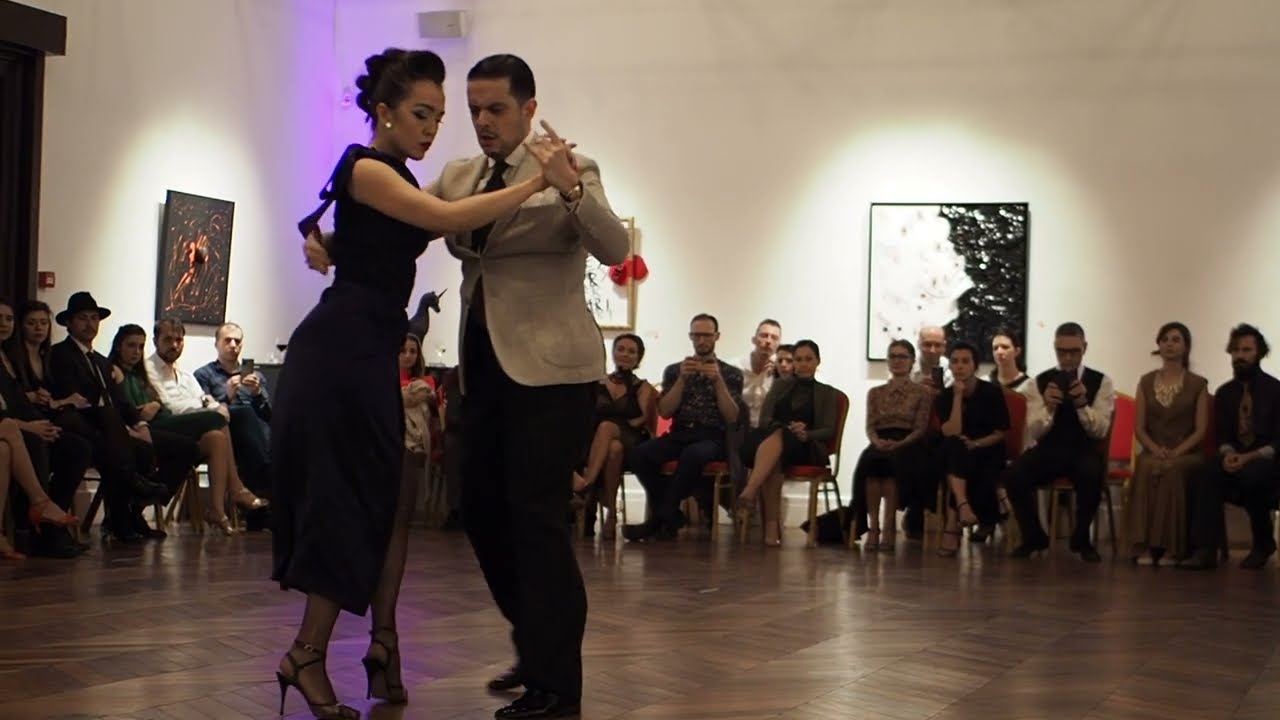 Magdalena Myszka & Rava Azeredo da Silveira 3/4