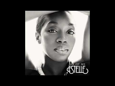 Videoclip de Cold Crush — Estelle