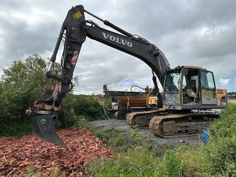 Köp - Grävmaskin Volvo EC180CL
