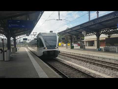 Ein Thurbo RABe 526 Stadler GTW (2/6) bei der Einfahrt in Rorschach.