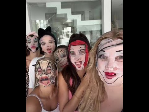 Paula's MOVIE FRIDAY 😂 I CAN'T TAKE THIS ANYMORE! Which mask would you have most liked to wear? 👑❤️