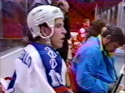 IIHF WC 1989 Day 01 USSR vs USA (15 Apr 1989)