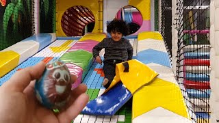 Yusuf Playland da Oyun Alanında Oynadı,Kocaman Kaydıraklardan Kaydı | Çocuk Vide