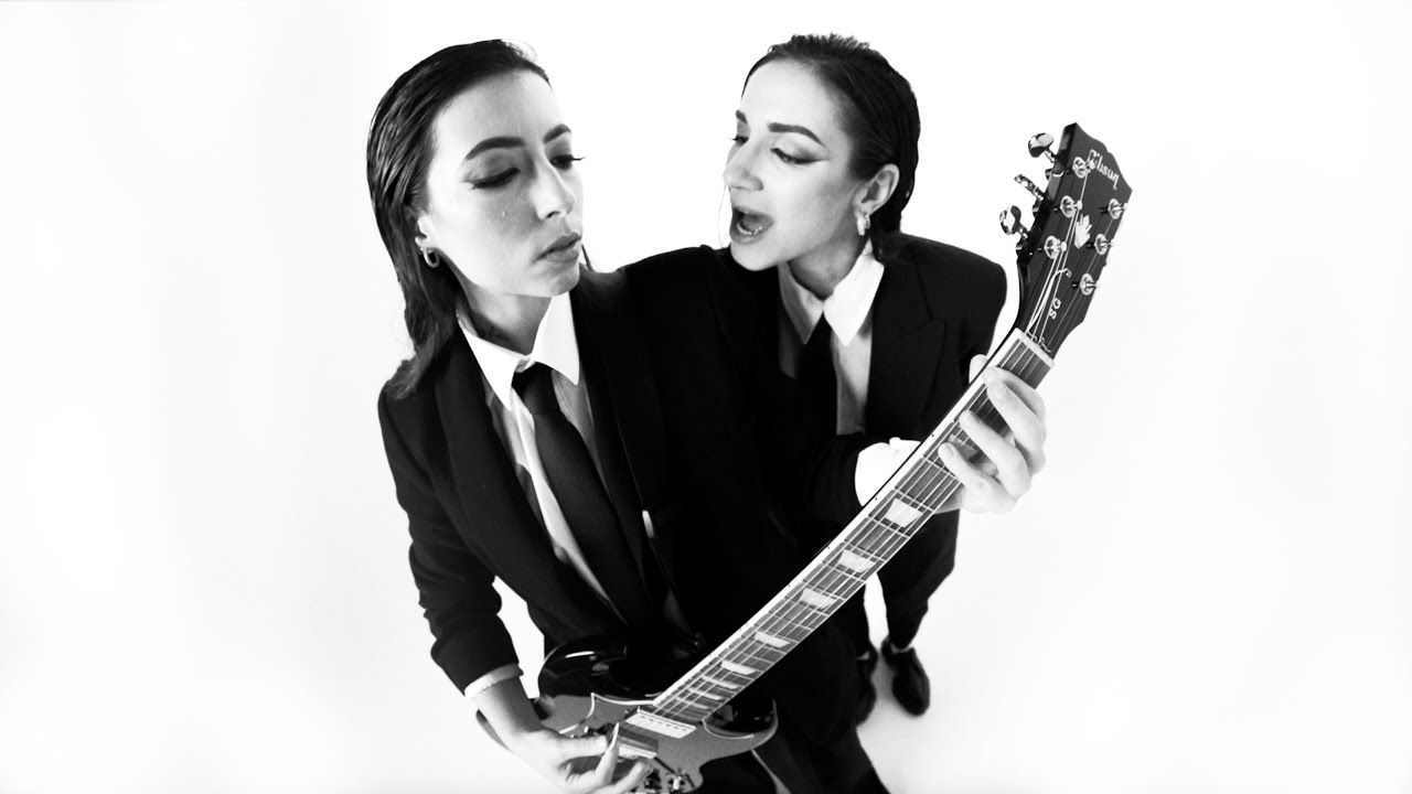 Giolì & Assia — God Don’t Leave Me Alone