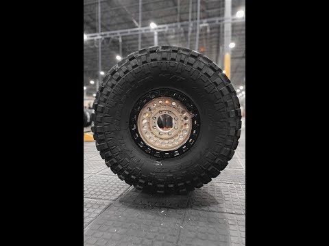 Black Rhino Sentinel 17x8.5 ✖ Nitto Trail Grappler M/T 40x13.5