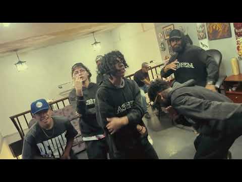 YUNG MX - LIVING LIKE A NIGGA!