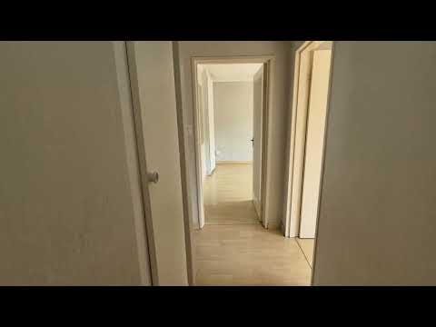 Fairland 2 bed 2 bath home for sale. 