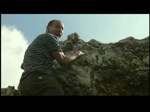 Tre uomini e una gamba- La roccia è franabile!