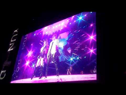 120922 TAETISEO feat EXO ~ DJ Got Us Falling In Love Again @ SM TOWN JAKARTA