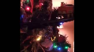 Old Toy Trains   by Raffi