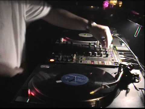 DJ GODFATHER/Database Detroit USA live @ Level 5 Club Lucerne (Switzerland)Oct.04