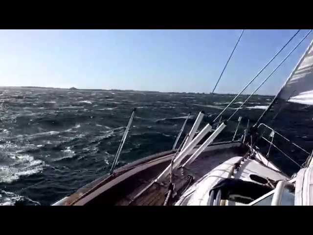 Hallberg-Rassy 40 sailing in the Grevelingen - Wind 40 to 48kn
