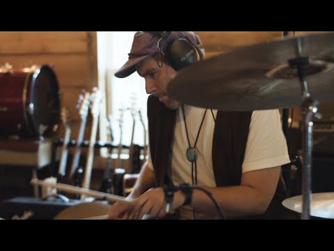 Tough Old Bird | Sunwood Session | Oracle Friend