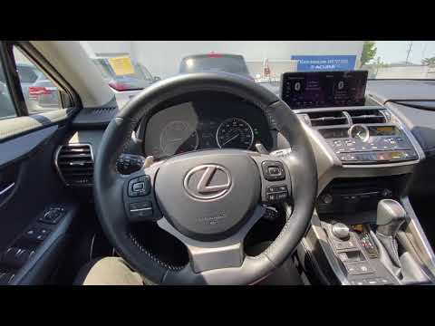 (AK) How to use Apple CarPlay in the 2020 Lexus NX300