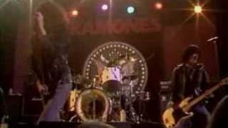 Ramones - I Don&#39;t Want You (Live)